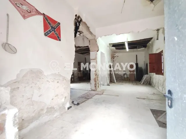 Fantástica casa de pueblo para reformar a escasos metros del - foto 5