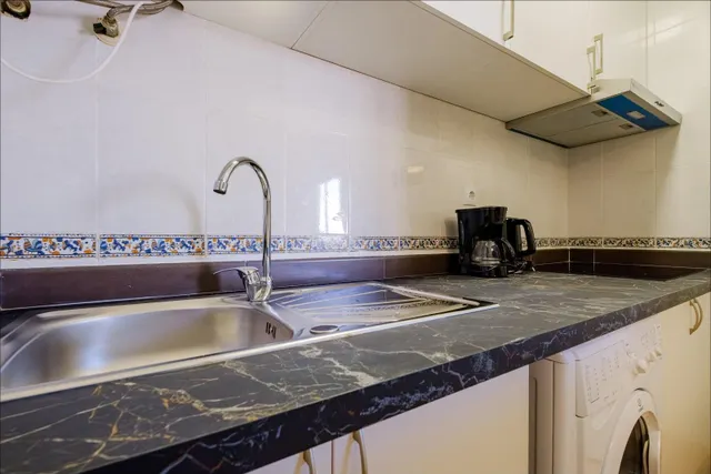 Apartamento de 1 dormitorio con licencia turística a 350 metros de Playa del Cura — 30