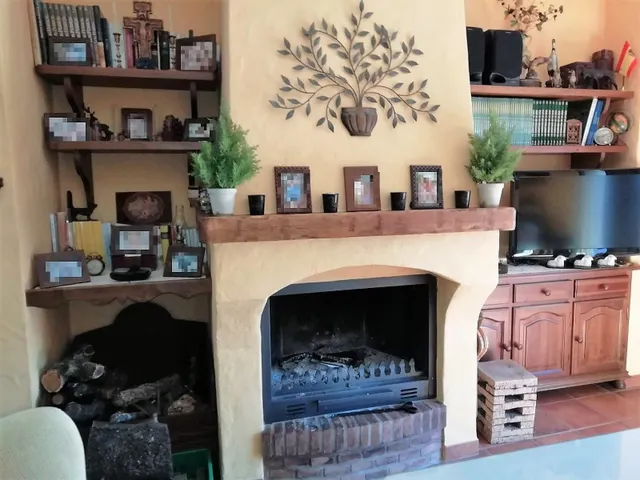 VENTA CASA CON PATIO EN VILLALUENGA DEL ROSARIO — 8