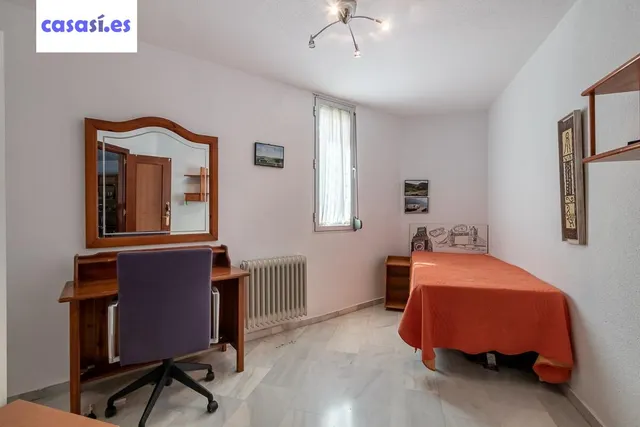 ¡¡Fantástico piso de 7 habitaciones en zona Avd. Cervantes !! — 21