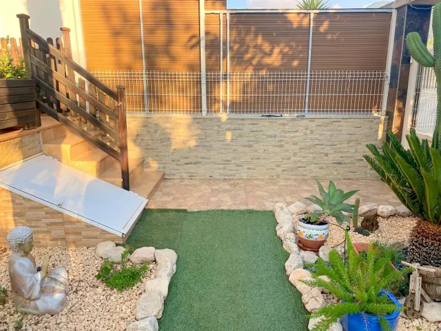 ADOSADO EN VENTA CON TERRAZA Y GARAJE — 22