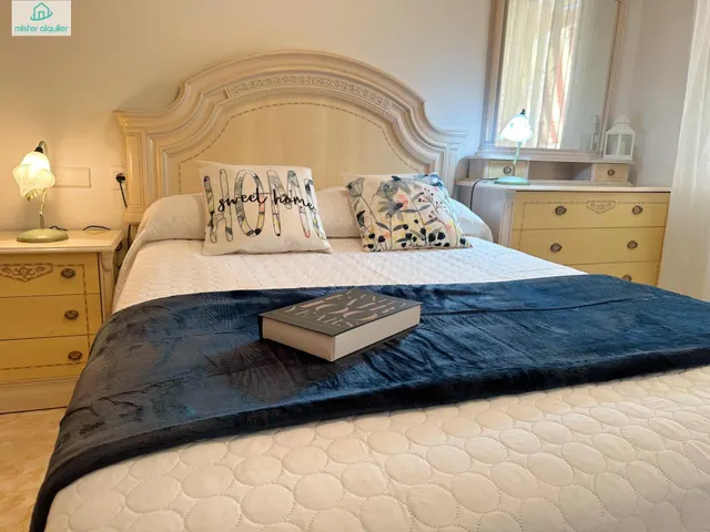 APARTAMENTO LUMINOSO EN SANTA POLA CON EXCELENTE UBICACIÓN Y