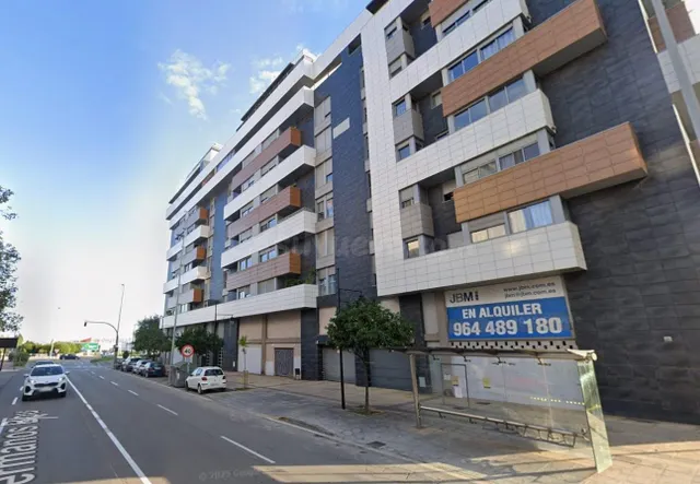 PLAZAS DE PARKING