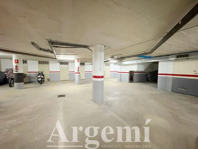Plaza de parking en Palau-solità i plegamans - foto 3