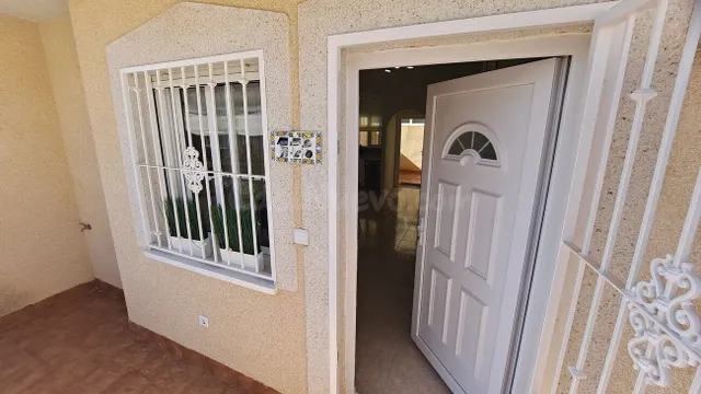 Casa 2 habitaciones 80m² en venta - Las Filipinas - foto 3