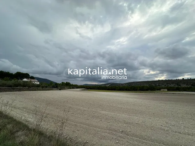 Parcela a la venta en Alfafara - foto 2