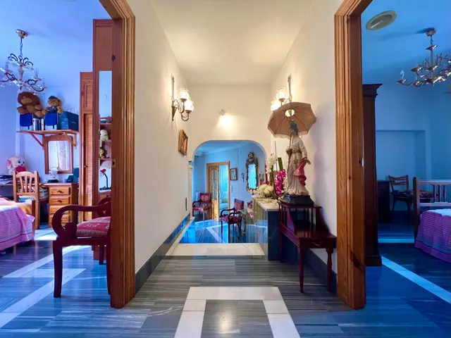 FANTÁSTICO CHALET EN OTURA — 33
