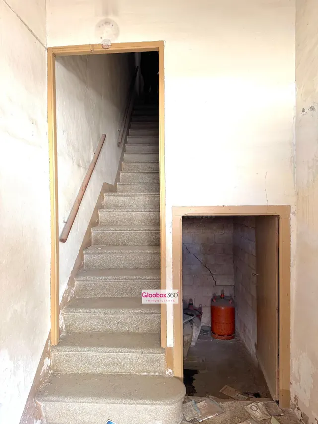 Casa céntrica con gran potencial para reformar en Montbrió d - foto 5