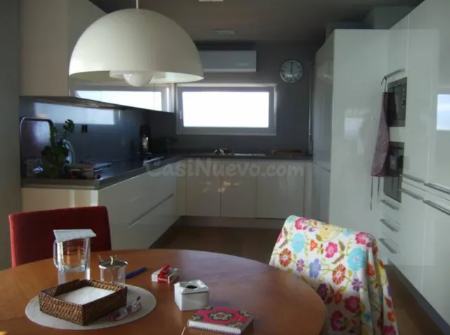 ESPECTACULAR VIVIENDA CON VISTAS AL MAR - foto 4