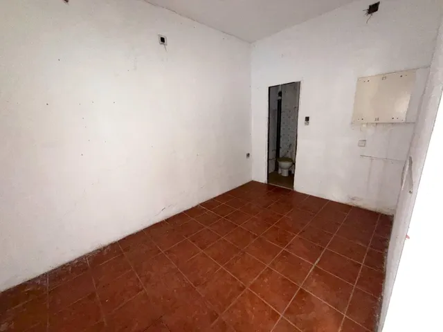 Local comercial con gran potencial frente a Mercadona — 8