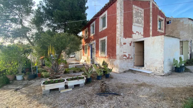 CASA PARA REFORMAR CERCANA AL CENTRO DE TOTANA - foto 3