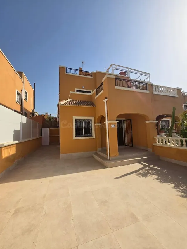 Villa 3 habitaciones 120m² en venta - Los Altos - foto 2