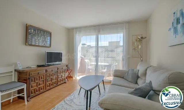 Bonito apartamento con preciosa terraza, y solárium con vist