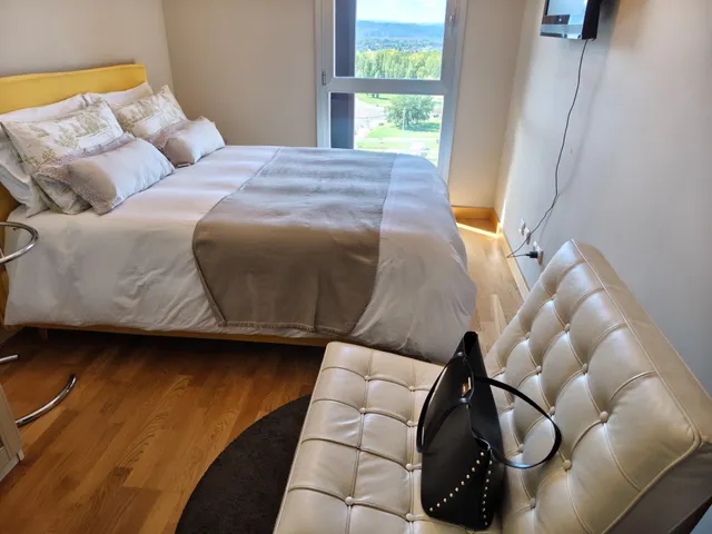 Amplio y Luminoso Piso en La Rosaleda, Ponferrada - €169.000 — 34