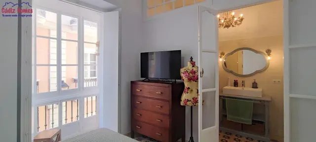Preciosa vivienda en pleno centro.-Zona Plaza San Antonio — 16