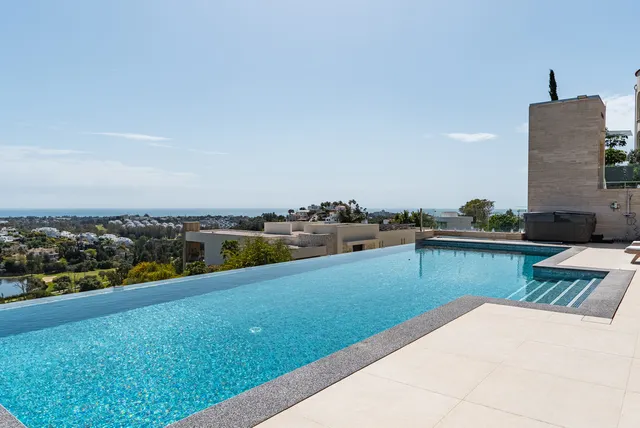 Chalet 5 habitaciones 1266m² en venta - Costa del Sol — 32