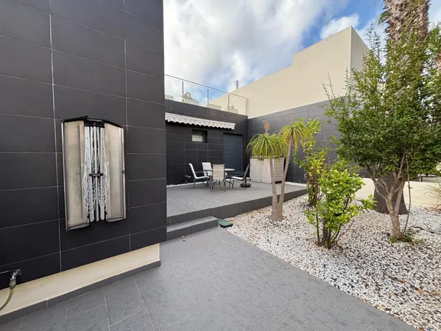 Exclusivo adosado estilo Murano en Villamartín — 6
