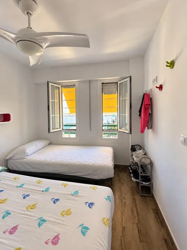 Espectacular ático con vistas al mar, garaje y piscina comunitaria en Playa de Gandía — 15