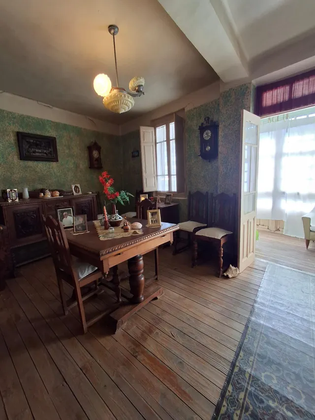 VENTA: Casa con Terreno Valtuille de Abajo — 4