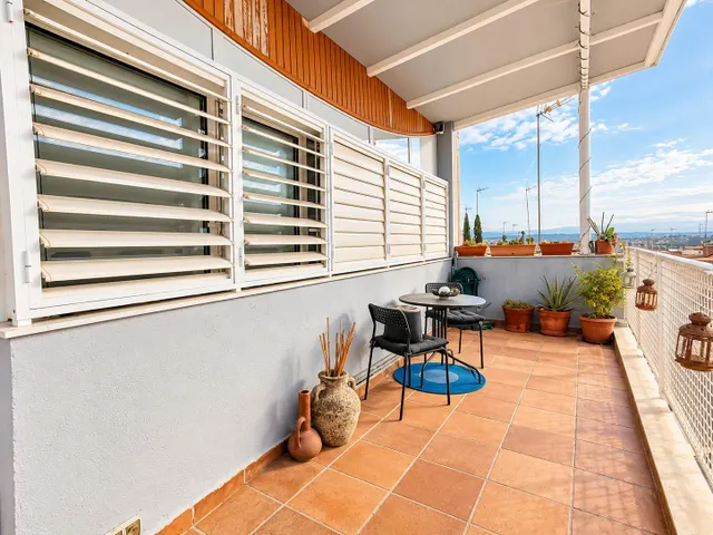 Vivienda esquinera con garaje — 31