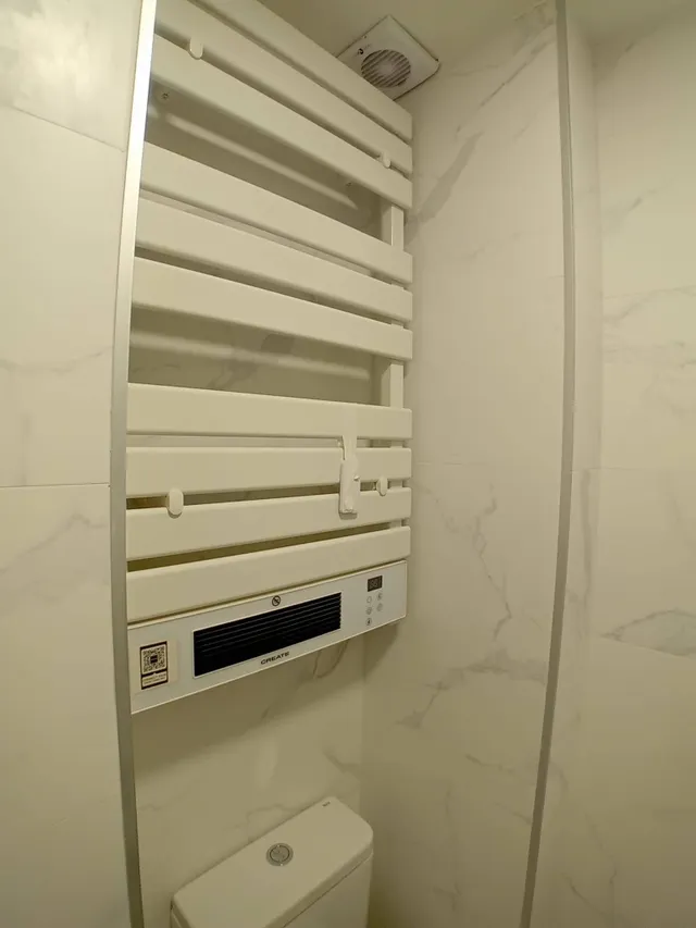 Piso reformado de dos dormitorios en Valdeacederas — 9