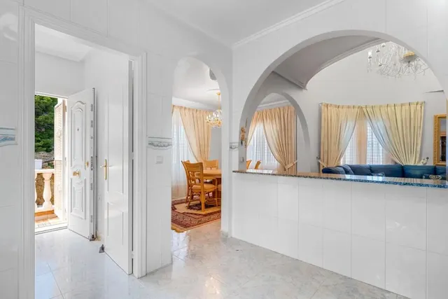 Villa 7 habitaciones 179m² en venta - Centro de la Ciudad Quesada — 24