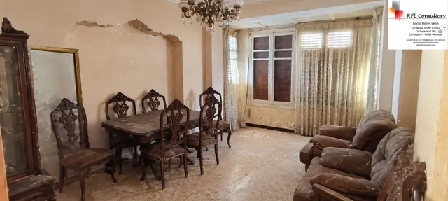 Gran casa para reformar en el centro de la población — 15