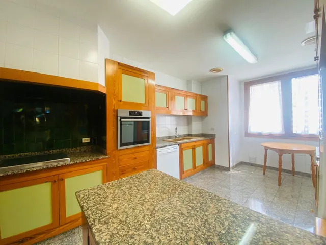 ✨ Amplio piso con gran potencial en Santa Catalina ✨ — 26
