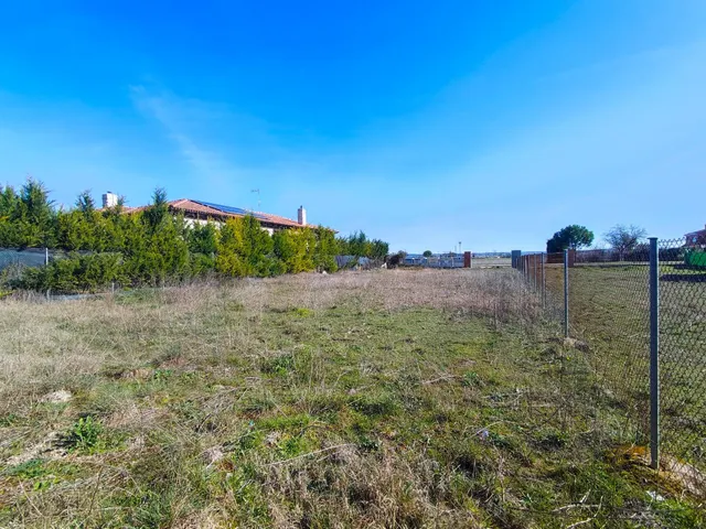 Parcela de 712 m2 en Aldeamayor Golf — 4