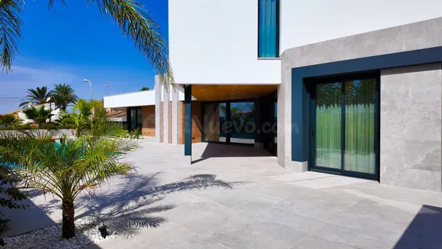 Villa 4 habitaciones 425m² en venta - Centro de la Ciudad Quesada — 5