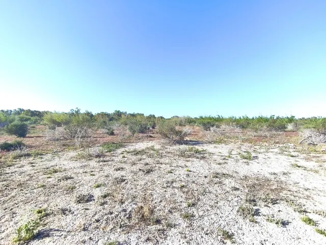 Terreno rústico de 30.000 m2 con posibilidad de construir vi - foto 4