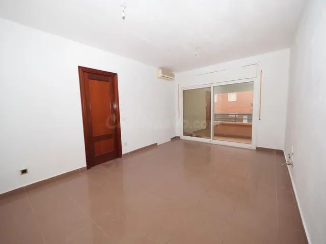 SE VENDE PISO EN SANT PERE DE RIBES, ZONA LES ROQUETES