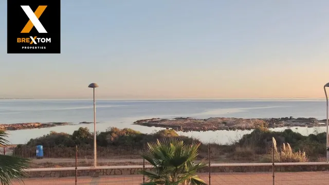 ESTUPENDA VIVIENDA  CON ESTUPENDAS VISTAS AL MAR — 31