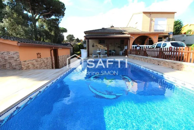Encantadora casa con piscina en La Goba cerca del pueblo de 
