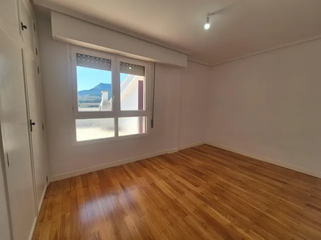 Espectacular piso en Valle de Mena — 17