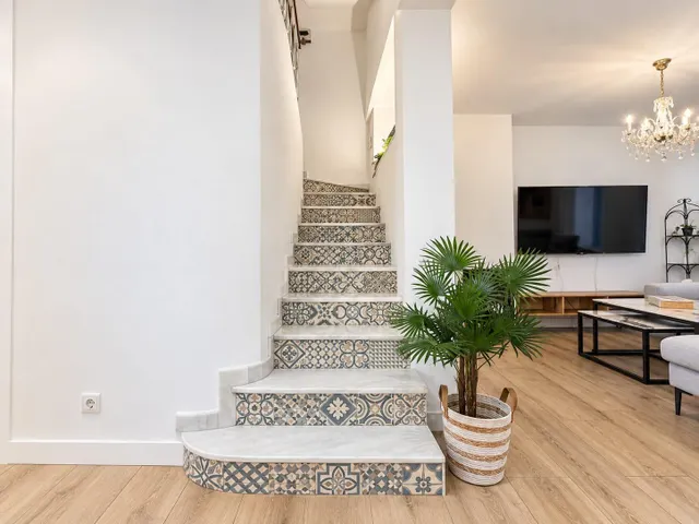 CHALET ADOSADO EN VENTA CL SIRIO-NVA ANDALUCIA 59 — 11