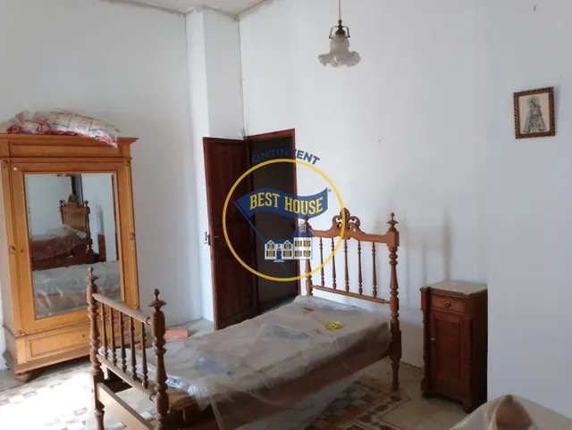 CASA HISTÓRICA CON TERRENO URBANO A LA VENTA EN MONTAVERNER!!! — 10