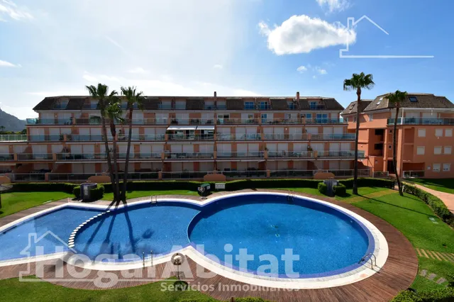 ¡EN PRIMERA LÍNEA DE PLAYA! LUMINOSO EN RESIDENCIAL CON PISCINA Y GARAJE — 16