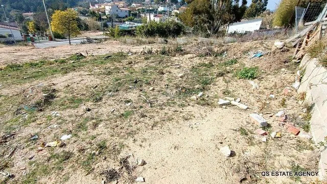 Terreno con vistas despejadas en urbanización Can Fornaca, R - foto 5