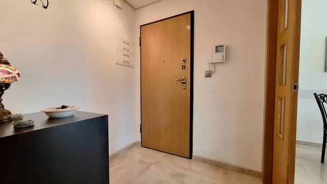 Apartamento de 1 dormitorio en la Calle Senda de Granada — 23