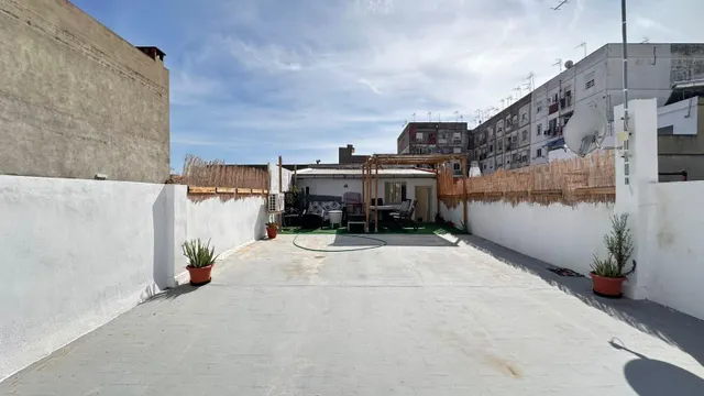 UNA CASA PARA VIVIRLA, DISFRUTARLA Y HACERLA TUYA EN BENIMODO — 5