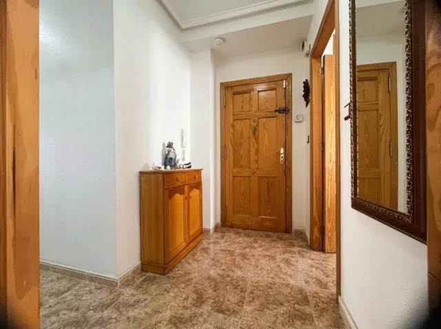 Piso en venta en Guardamar del Segura con plaza de garaje y dos terrazas — 9