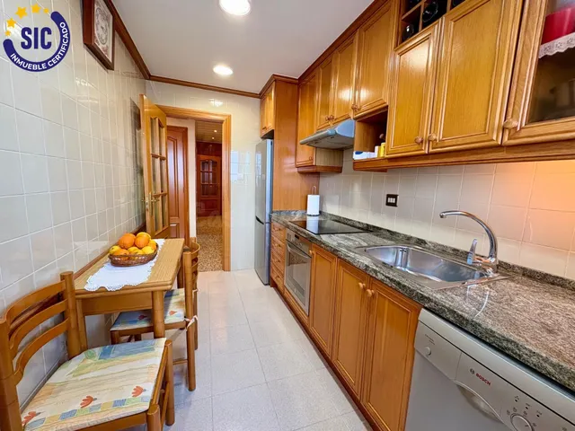 ESPECTACULAR VIVIENDA ESQUINERA Y REFORMADA EN VENTA EN NULE - foto 4