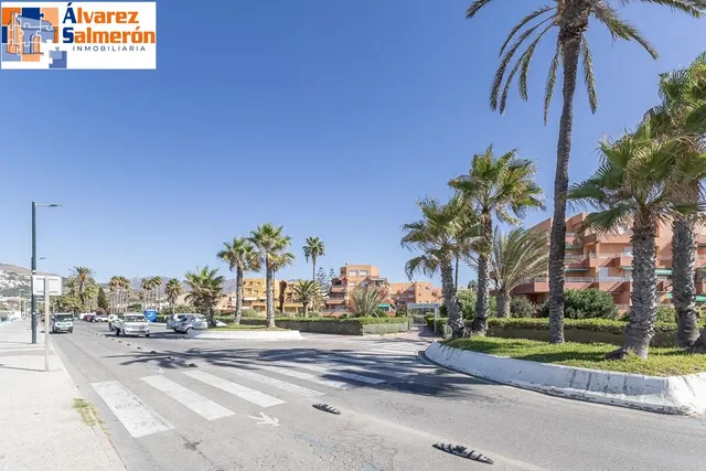 Piso en Jardines del Mar, Salobreña. — 38