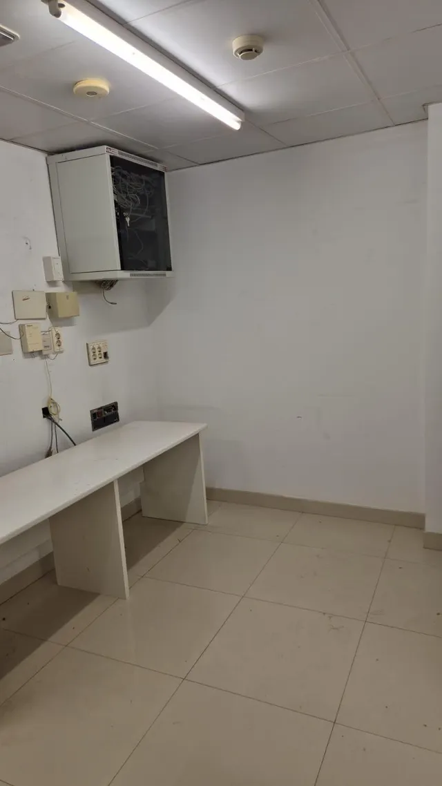 Moderna Oficina en Alquiler en el Corazón de Murcia — 10