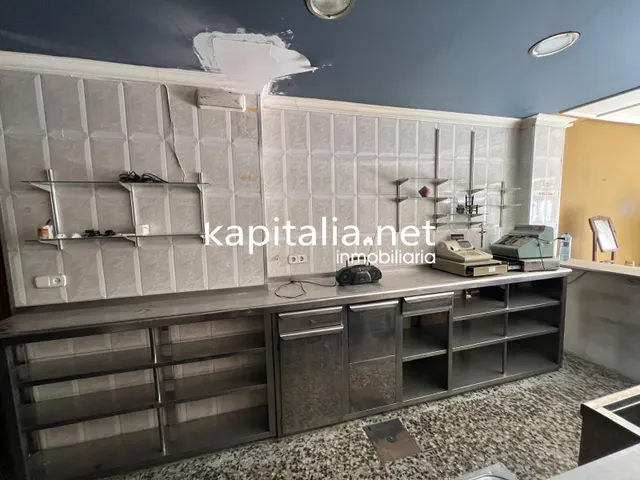 BAR-CAFETERIA A LA VENTA EN LA LLOSA DE RANES — 8