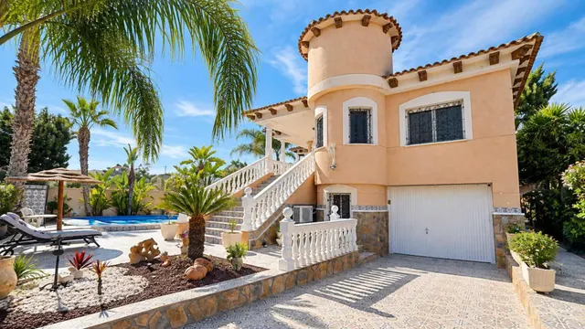 Chalet 4 habitaciones 265m² en venta - Comunidad valenciana — 23