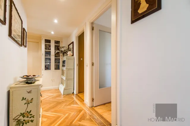 ESTUDIO HOME MADRID OFRECE gestiona la venta de la NUDA PROPIEDAD, fabuloso piso de 197 m2, en el distrito de Moncloa-Aravaca. — 37