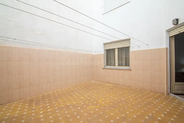 ¿Buscas una gran vivienda a escasos metros del centro? — 41