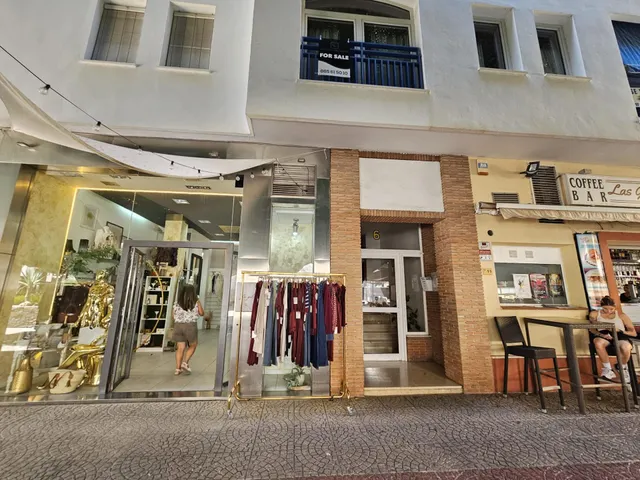 PISO GRANDE EN PLENO CENTRO DE MORAIRA - TEULADA - ALICANTE — 47